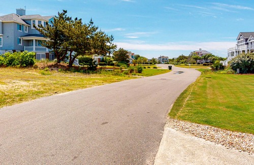 Buck Island Casa | Ocean-side home with private pool, hot tub, washer/dryer & rec room