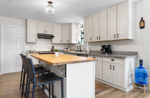 Ocean Springs Casa | Ocean Springs Waterfront Home with Amazing Views!