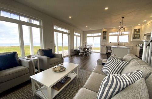 Sea View Apartamento | Ocean Stone - amazing ocean views, minutes to sandy beaches