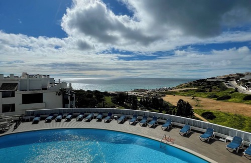 Porto de Mos Apartamento | modern comfortable oceanfront studio in Lagos with WiFi, AC by ENDLESS SUN
