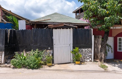 West End Cabina | Ocean Sunset Oasis-West End Negril