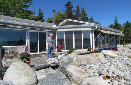 Summerville Centre Cabaña | Ocean Surf Cottage - Siempre es mágico en el océano