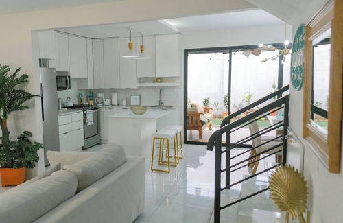 Puerto Barillas Casa | Ocean Vibes Home