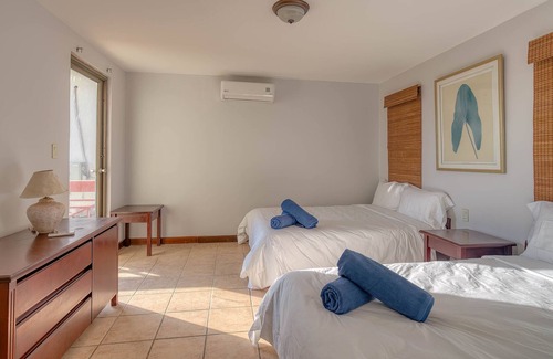 Panama Beach Condominio | Stunning Ocean View - 3 Bedroom Condo - Close to Beach, Shops and Restaurants