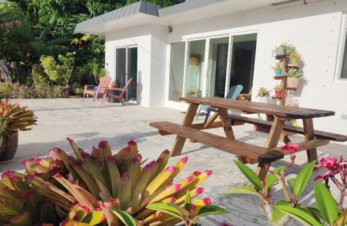 Agat Casa | Ocean View Agat Marina Private Accommodation