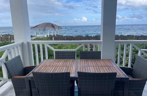 Gibson Bight Condominio | Ocean View Condo in West End