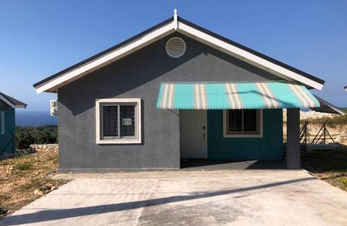 Rhyne Park Village Casa | Ocean View Cottage - Montego Bay