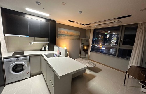 Suyeong-Gu Apartamento | Ocean view, drone show main view Apartment