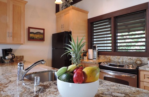 Poipu Condominio | Ocean View End Unit Condo # 189 Bldg 29 -Free Wifi & Parking Pool Gym BBQ Grill