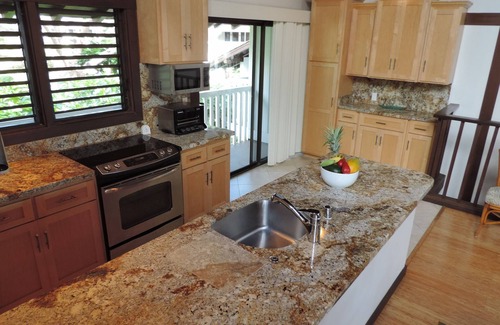Poipu Condominio | Ocean View End Unit Condo # 189 Bldg 29 -Free Wifi & Parking Pool Gym BBQ Grill