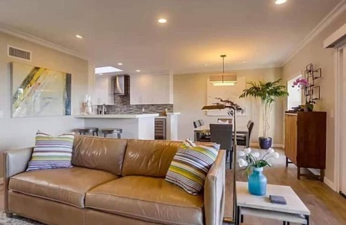 Del Mar Heights Condominio | OCEAN VIEW FULLY FURNISHED HOME in DEL MAR, CA