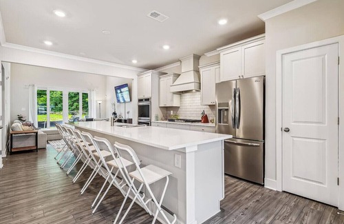 Frankford Casa | Ocean View Getaway: Pool & Grill