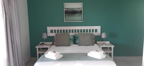 Wavecrest Casa | OCEAN VIEW GUEST HOUSE