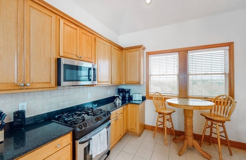 Buxton Casa | Ocean-view home with central AC, pool, & hot tub