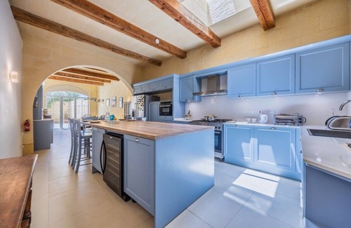 San Lawrenz Casa | Ocean View House Getaway