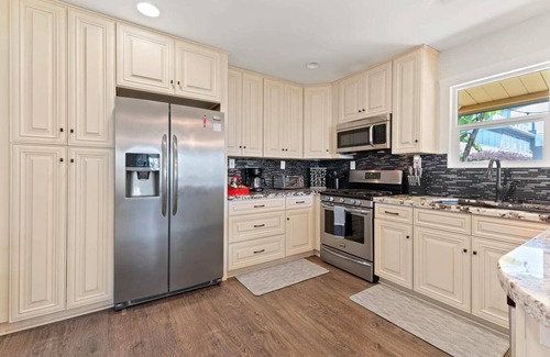Sunset Cliffs Casa | Ocean View in OB / Coastal / Serene / Breathtaking