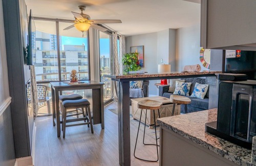 Myrtle Beach Chalet De Esquí | Ocean View King Suite! Sleeps 4 Meridian Plaza 705