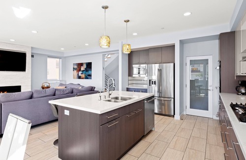Hollywood Beach Casa | Ocean view modern home with bikes, grill, game tables, fireplace, W/D, & AC
