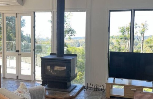 King Scrub Casa | Ocean view Mountain Top Treehouse Style Home