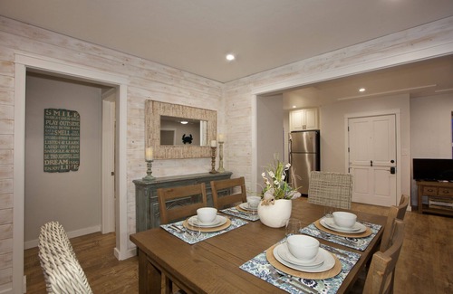 South Mission Beach Casa | ¡Vista al océano! A 5 segundos a pie del océano, remodelado, familiar y con cosas de la playa.