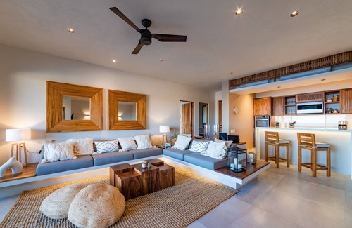 Santa Maria Huatulco Condominio | Ocean View Penthouse with Rooftop Terrace