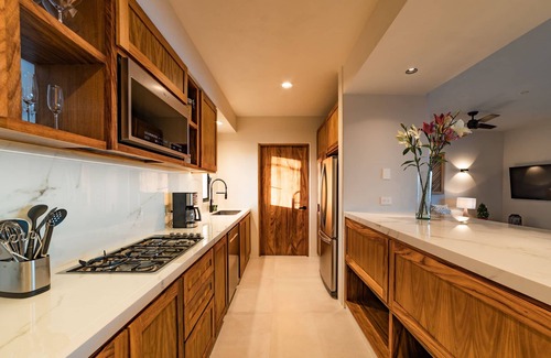 Santa Maria Huatulco Condominio | Ocean View Penthouse with Rooftop Terrace