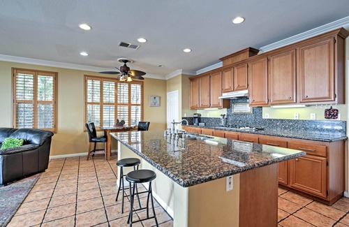 Ocean View Hills Casa | ¡NUEVO! Casa de lujo en San Diego con piscina y oasis al aire libre.