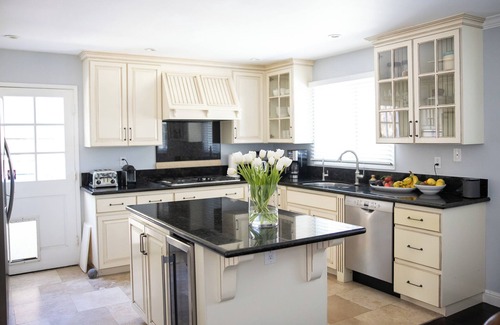 The Mesa Casa | Ocean View spacious four bedroom home on the Mesa in Santa Barbara.