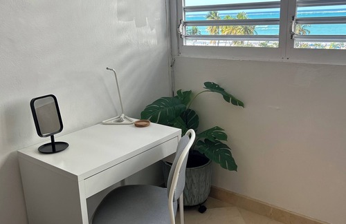 Isla Verde Apartamento | Ocean view studio centrally-located Isla Verde location.