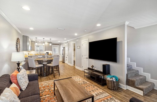 Port St. Joe Casa | Ocean-view townhouse across street from beach with patio, W/D, streaming, AC
