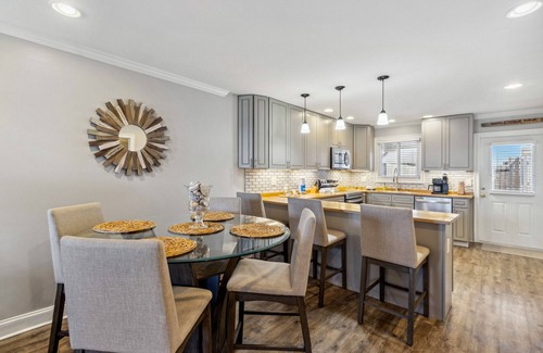 Port St. Joe Casa | Ocean-view townhouse across street from beach with patio, W/D, streaming, AC