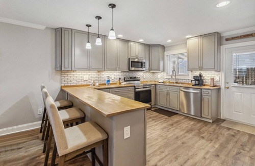 Port St. Joe Casa | Ocean-view townhouse across street from beach with patio, W/D, streaming, AC