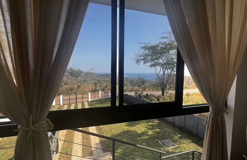 Playa San Blas Casa | Villa en El Sunzal con Vista al Mar cerca de El Tunco