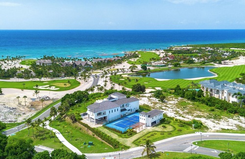 Punta Cana Villa | Ocean View Villa, cooking included, Beach Access