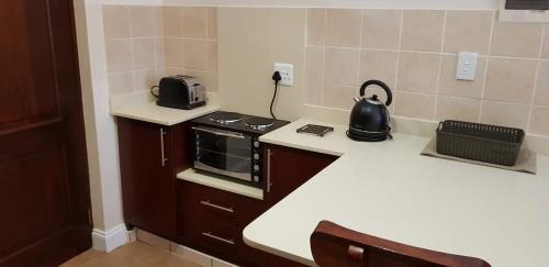 Port Edward Apartamento | Ocean View Villas Unit G07