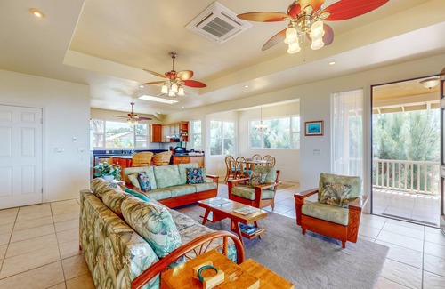 Waikoloa Casa | Ocean-view Waikoloa Village retreat with air conditioning - discounted golf