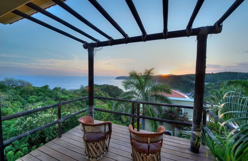 Santa Maria Huatulco Condominio | Vistas al mar, acceso a la playa, casita española de la bahía (condominio)