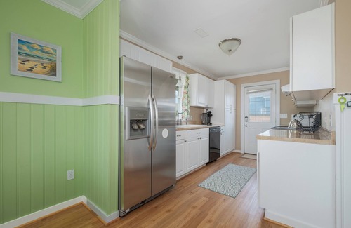 South Nags Head Casa | Ocean Views, Direct Beach Access, Hot Tub, Bring Fido