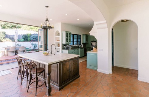 Cardiff-by-the-Sea Casa | Ocean Views, Outdoor Kitchen Pool & Jacuzzi