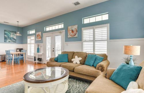 Surfside Beach Casa | Ocean Views Pet-Friendly Surfside Beach Gem
