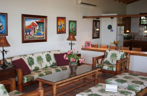 Playa Flamingo Villa | VILLAS CASA LOMA (Suite 301) EL MEJOR SECRETO DE FLAMINGO BEACH POR MÁS DE 30 AÑOS