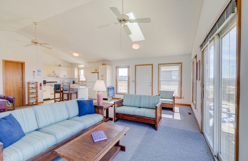 South Nags Head Casa | Ocean Views, Short Stroll to Beach, Bring Fido, Quiet Neighborhood, Perfect for the Family.