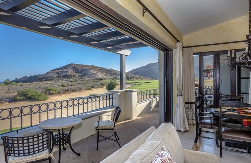 San Jose del Cabo Casa | Vistas al mar, bien equipadas, conveniente para todo en una comunidad de golf cerrada.