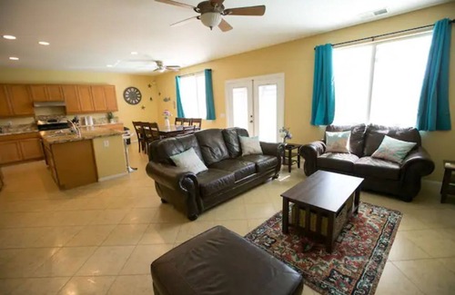 Hollister Casa | Oceana House Pool 2300SF 5B3B close to everything
