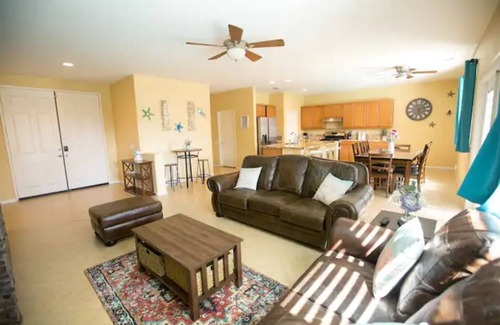 Hollister Casa | Oceana House Pool 2300SF 5B3B close to everything