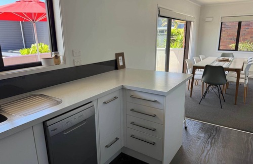 Mount Maunganui Casa | Oceanbeach Stay Summa