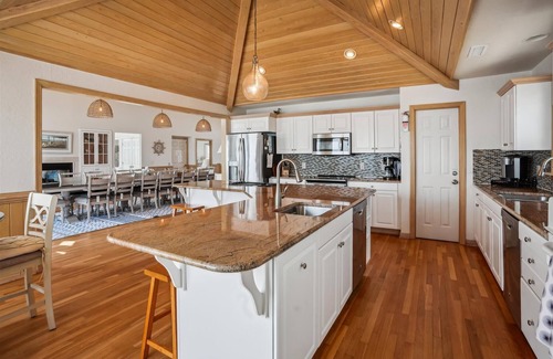 Ocean Hill Casa | Oceanfrnt, Private Pool, Dogs ok, HotTub, Elevator! August Weeks 30% Discount! Book Now!