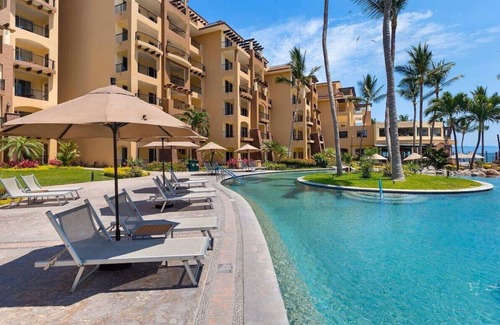 Flamingos Villa | Oceanfront 2-bedroom Villa Resort Flamingos Riviera Nayarit with AC and WiFi