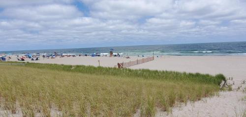Osbornsville Apartamento | Oceanfront 2-Level Guest Suite + Private Beach + Pool