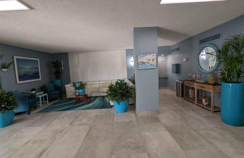 South Patrick Shores Apartamento | Oceanfront 2Br-2B in Satellite Beach - Ocean Views